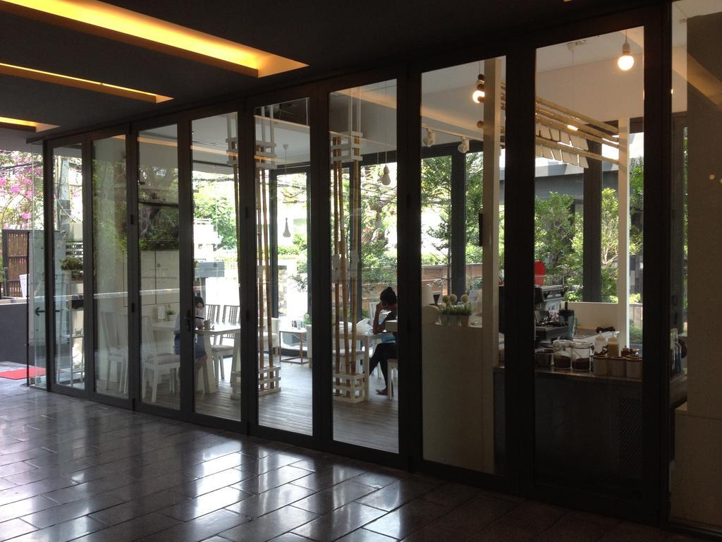 Siamese Gioia Aparthotel Bangkok Buitenkant foto