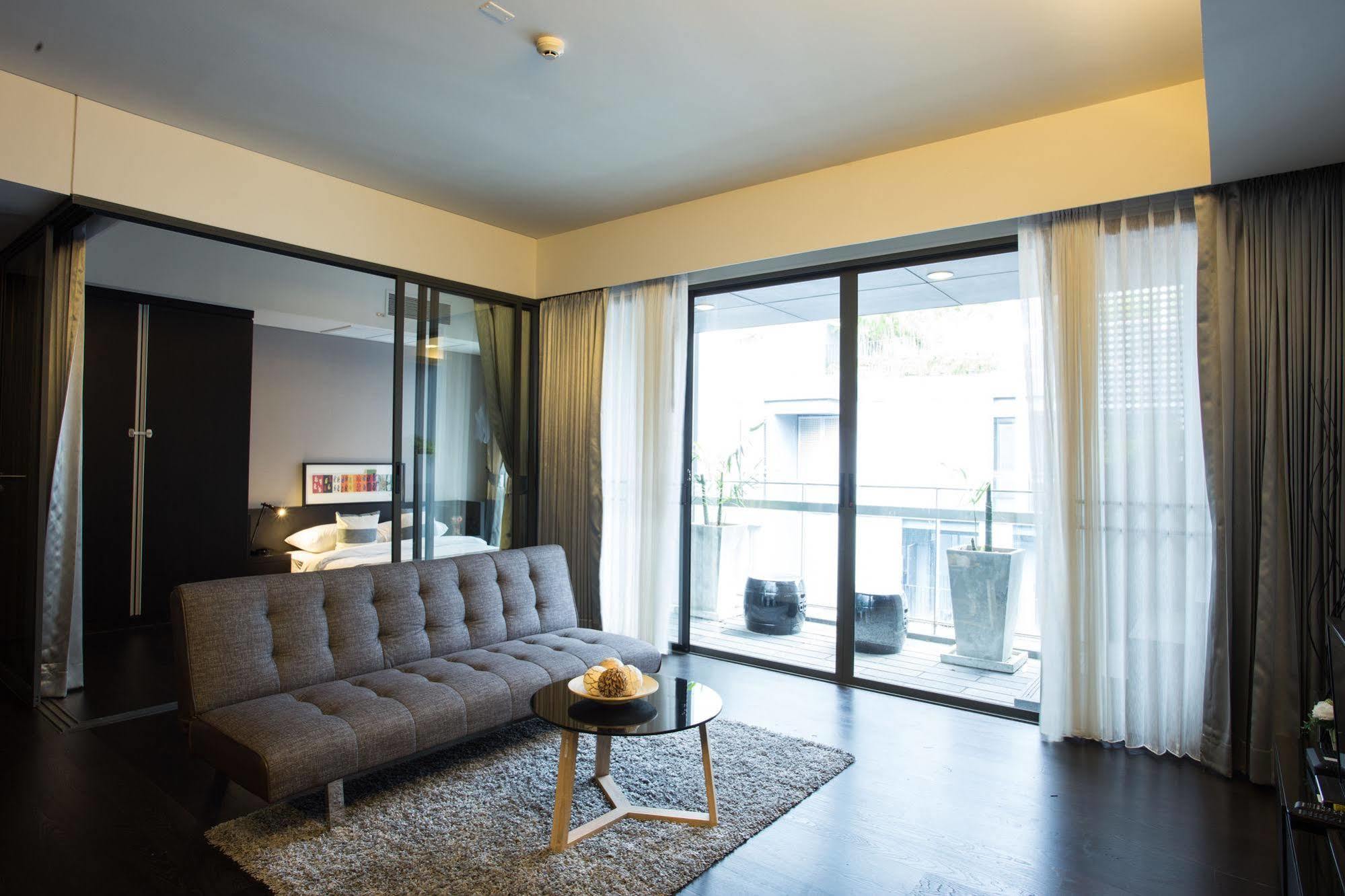 Siamese Gioia Aparthotel Bangkok Buitenkant foto